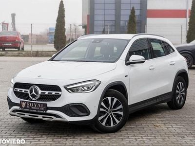 Culoarealb Utilizat 2021 Mercedes GLA250 Style SUV | 26.500 EUR
