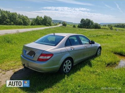 Gri Utilizat 2007 Mercedes C220 Berlinǎ | 8.200 EUR (Scump)