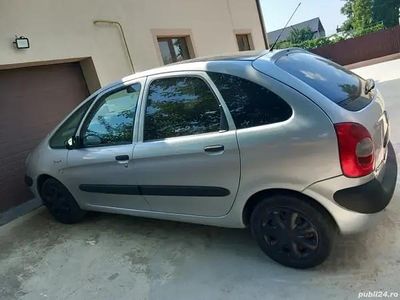 Utilizat 2003 Citroën Xsara Picasso Monovolum | 1.300 EUR