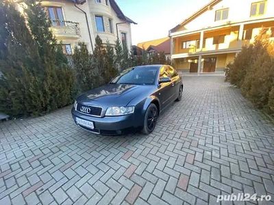 Utilizat 2002 Audi A4 Berlinǎ | 1.450 EUR