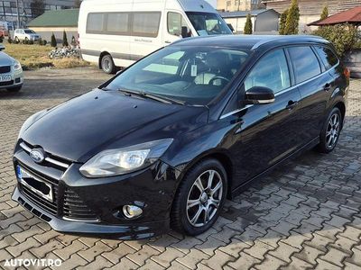 Second-hand Ford Focus Titanium 105 CP (77 kW) 2013 Culoarenegru Break