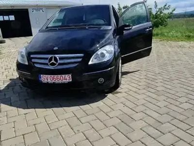 Mercedes B200