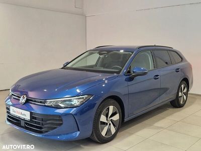 Albastru mediu normal Utilizat 2024 VW Passat Break | 32.750 EUR