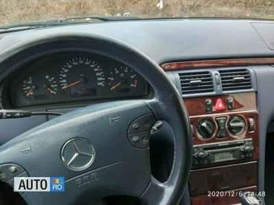 second-hand Mercedes E220 