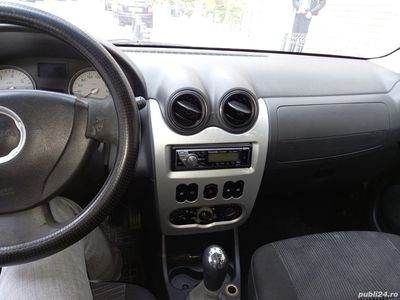 second-hand Dacia Logan motor 1.6 +GPL cu aer condiționat funcțional acte Uber Bolt