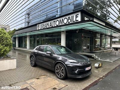 Culoarenegru Utilizat 2024 Porsche Macan SUV | 74.899 EUR (Super Preț)