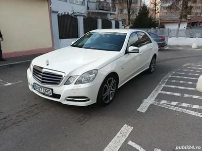 Mercedes E220