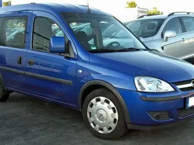 Utilizat 2005 Opel Combo Monovolum | 1.580 EUR