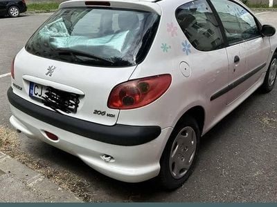 Second-hand Peugeot 206 2004 Hatchback