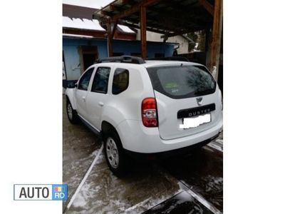 Alb Utilizat 2015 Dacia Duster SUV | 11.500 EUR (Preț OK)