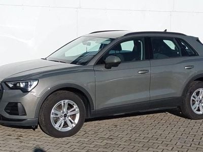 Gri mediu normal Utilizat 2022 Audi Q3 SUV | 26.800 EUR (Preț bun)
