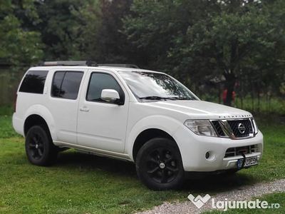 Utilizat 2012 Nissan Pathfinder SUV | 7.900 EUR