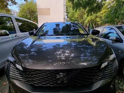 Second-hand Peugeot 3008 Allure 130 CP (95 kW) 2022 Gri SUV