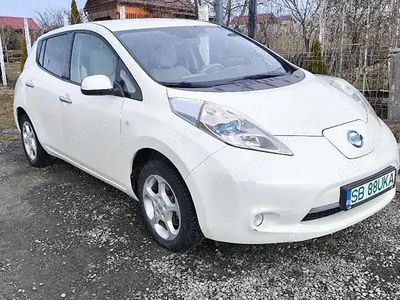 Second-hand Nissan Leaf 88 kW (120 CP) 2011 Hatchback