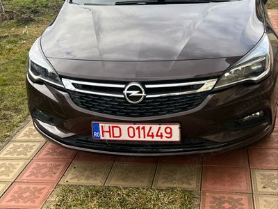 second-hand Opel Astra 2018 diesel