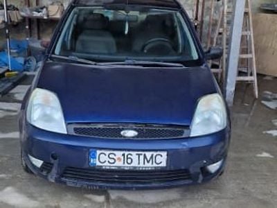 Utilizat 2003 Ford Fiesta Berlinǎ | 1.100 EUR (Preț bun)