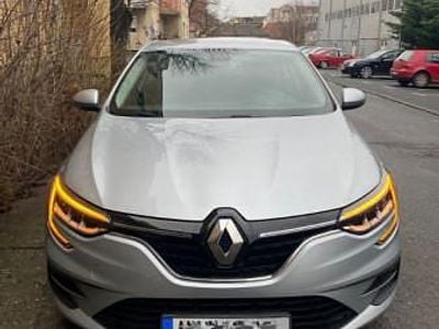 Second-hand Renault Mégane IV 140 CP (102 kW) 2023 Gri Berlinǎ