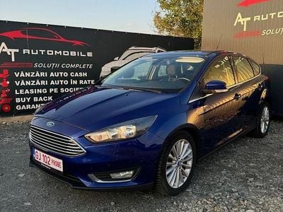 Second-hand Ford Focus Titanium 120 CP (88 kW) 2015 Albastru Hatchback