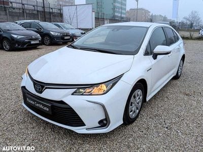Second-hand Toyota Corolla Business Edition 122 CP (89 kW) 2020 Culoarealb Berlinǎ