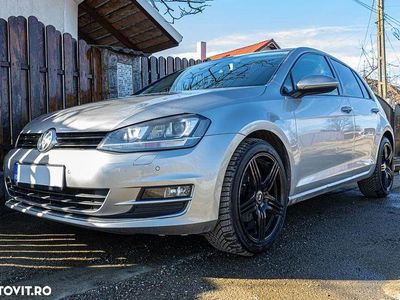 Second-hand VW Golf VII Highline 150 CP (110 kW) 2014 Culoareargint Hatchback
