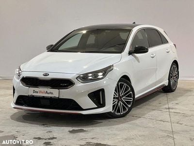 Second-hand Kia Ceed 204 CP (150 kW) 2020 Culoarealb Hatchback