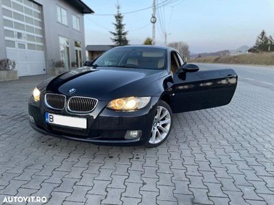 second-hand BMW 320 Seria 3 d Coupe Aut.