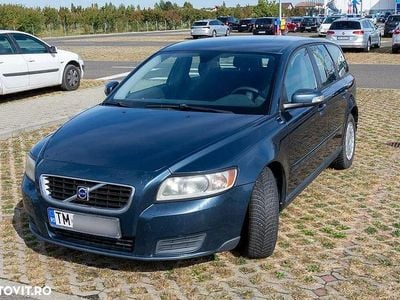 Second-hand Volvo V50 Standard 110 CP (80 kW) 2008 Culoarealbastru Break