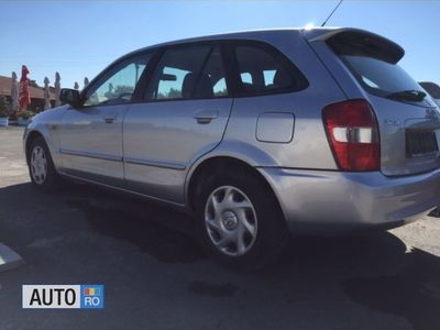 Second-hand Mazda 323 98 CP (72 kW) 2002 Argintiu Hatchback