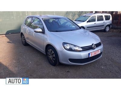 Gri Utilizat 2009 VW Golf VI Hatchback | 4.999 EUR (Puțin scump)