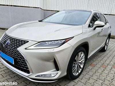 Second-hand Lexus RX450h Luxury Line 313 CP (230 kW) 2021 Argint SUV