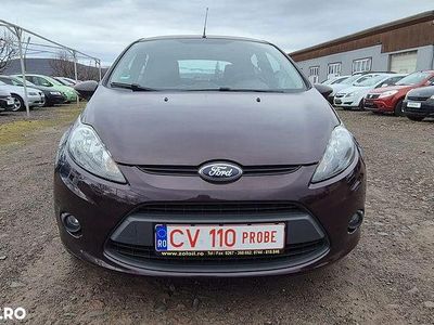 Second-hand Ford Fiesta Trend 82 CP (60 kW) 2011 Culoarerosu Hatchback