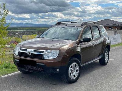 second-hand Dacia Duster 4x2