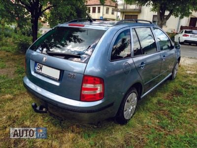 Second-hand Skoda Fabia 60 CP (44 kW) 2008 Albastru Hatchback