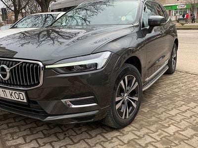 Second-hand Volvo XC60 340 CP (250 kW) 2022 Culoarealte culori SUV