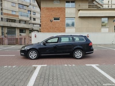 second-hand VW Passat Navigație și trapa panoramica