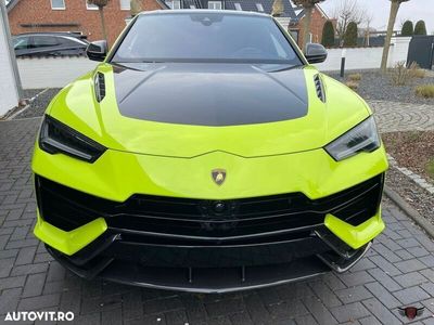 second-hand Lamborghini Urus 