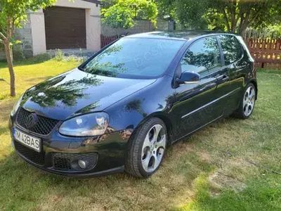 VW Golf V
