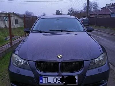 Second-hand BMW 320 163 CP (119 kW) 2006 Berlinǎ