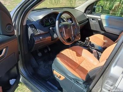 Land Rover Freelander 2