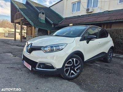 Second-hand Renault Captur Expression 90 CP (66 kW) 2016 Culoarebej SUV