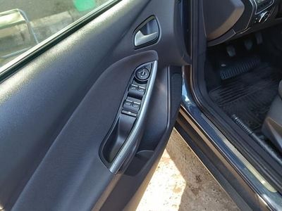 Gri Second-hand 2013 Ford Focus Break | 5.000 EUR (Preț OK)