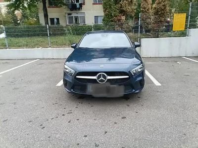 Second-hand Mercedes A250 118 CP (86 kW) 2022 Albastru Hatchback