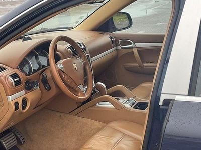 Culoarealbastru Second-hand 2005 Porsche Cayenne SUV | 4.600 EUR
