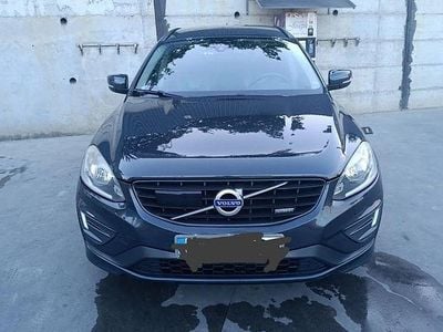 Culoarenegru Utilizat 2014 Volvo XC60 R-Design SUV | 12.100 EUR (Puțin scump)