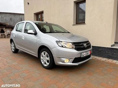Second-hand Dacia Sandero 90 CP (66 kW) 2015 Culoaregri Hatchback