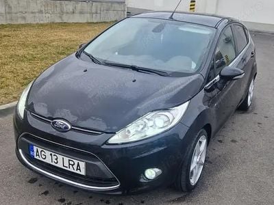 Second-hand Ford Fiesta Titanium 95 CP (69 kW) 2012 Negru Hatchback