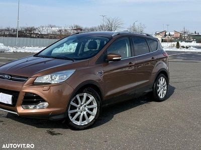 Second-hand Ford Kuga Titanium 180 CP (132 kW) 2015 Culoaremaro SUV