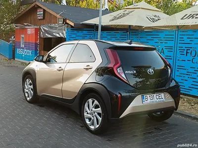 Bej Second-hand 2022 Toyota Aygo X SUV | 16.000 EUR