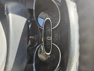 Second-hand Renault Clio IV Expression 75 CP (55 kW) 2015 Hatchback