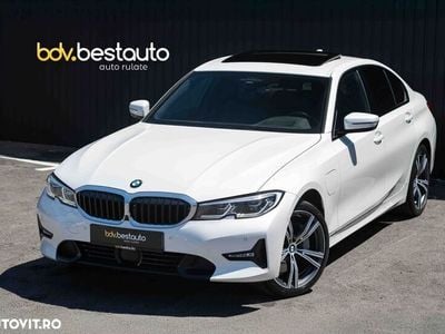 BMW 330e